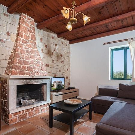 הרסוניסוס Neriides Villas מראה חיצוני תמונה