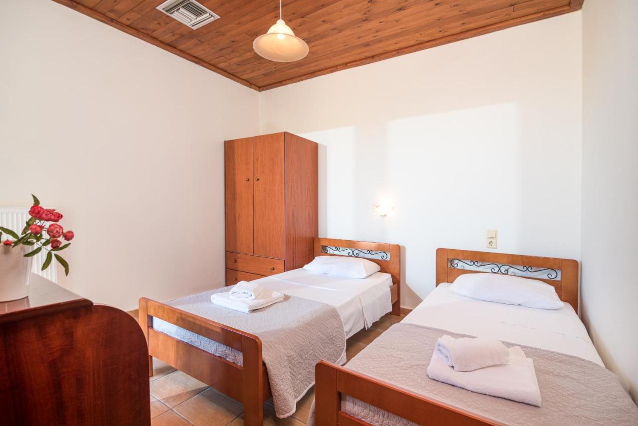 הרסוניסוס Neriides Villas מראה חיצוני תמונה